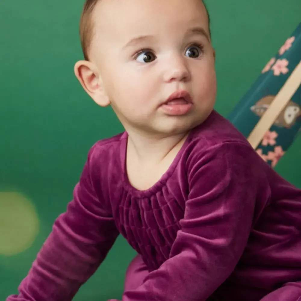 🆕 Tea Collection NWT Cosmic Berry Velour Baby Romper. 12-18 Months